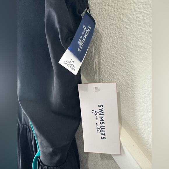 NWT Swimsuits For All Faux Wrap Swim Dress size 20 - Picture 6 of 8